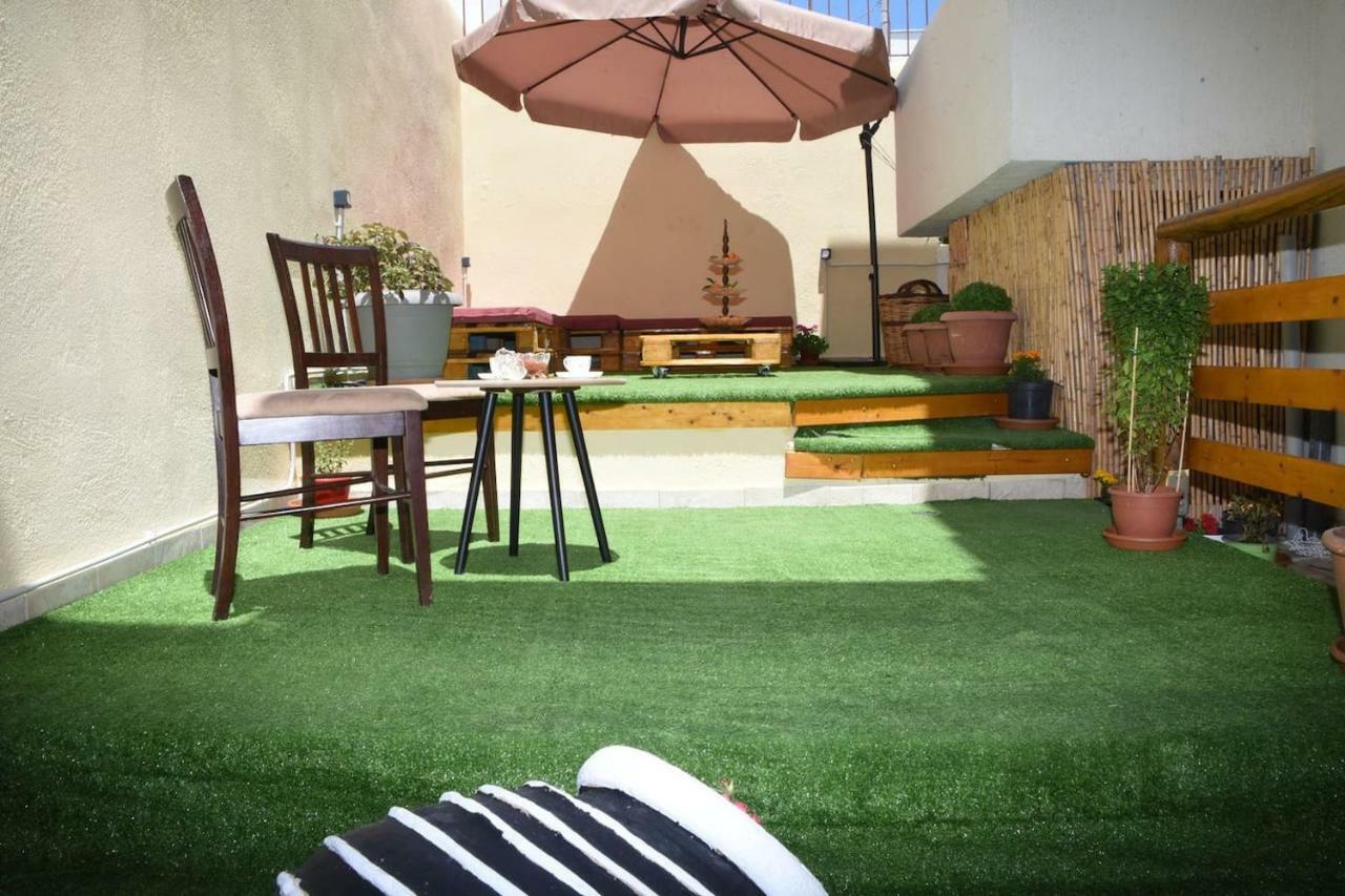 Little Yard Studios & Apartments #5 Budget Studio Naxos City Exteriör bild